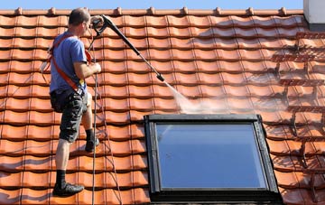 roof cleaning Cherington